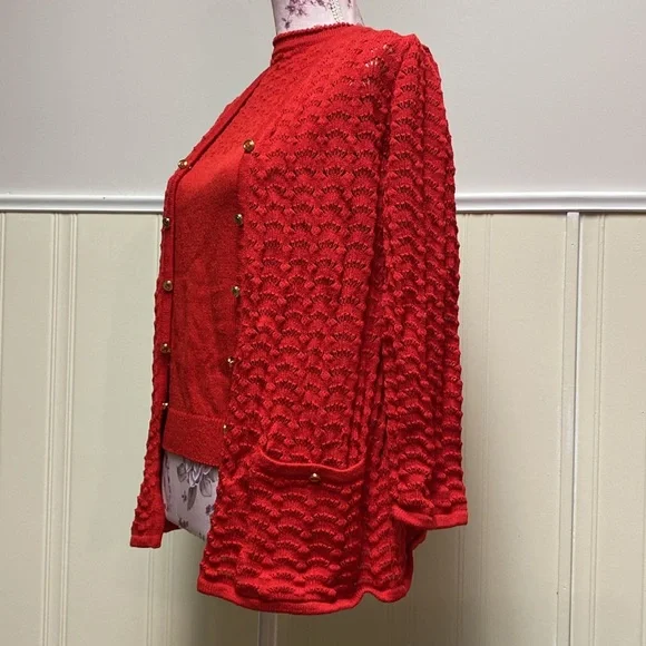 ST. JOHN Twin Set Sweater Set Cardigan and Matching Shell - Picture 4 of 16